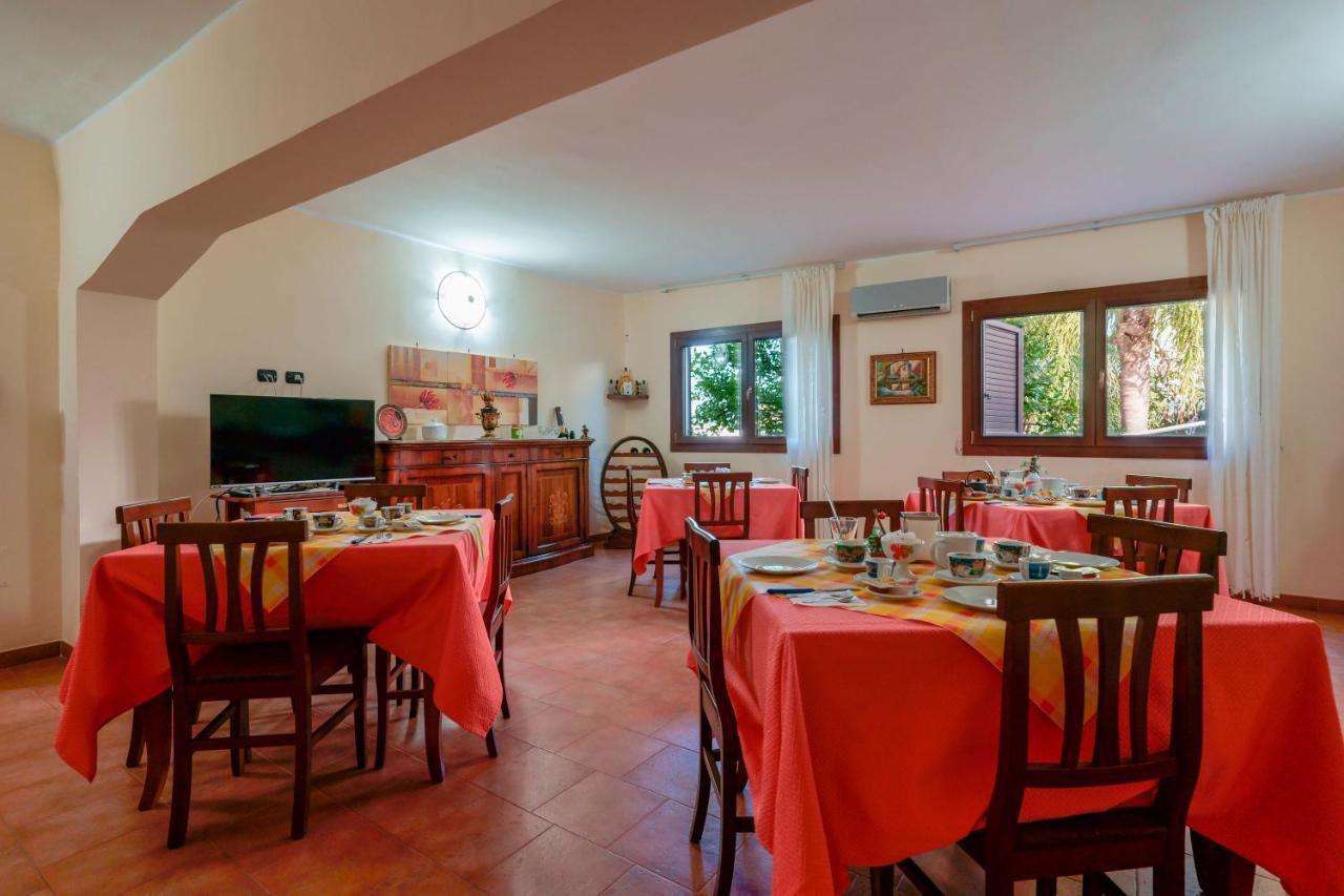 Bed And Breakfast Cairoli Exclusive Room Сан Пиетро Вернотико Екстериор снимка