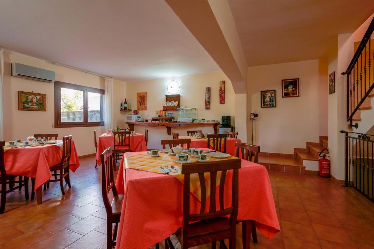 Bed And Breakfast Cairoli Exclusive Room Сан Пиетро Вернотико Екстериор снимка