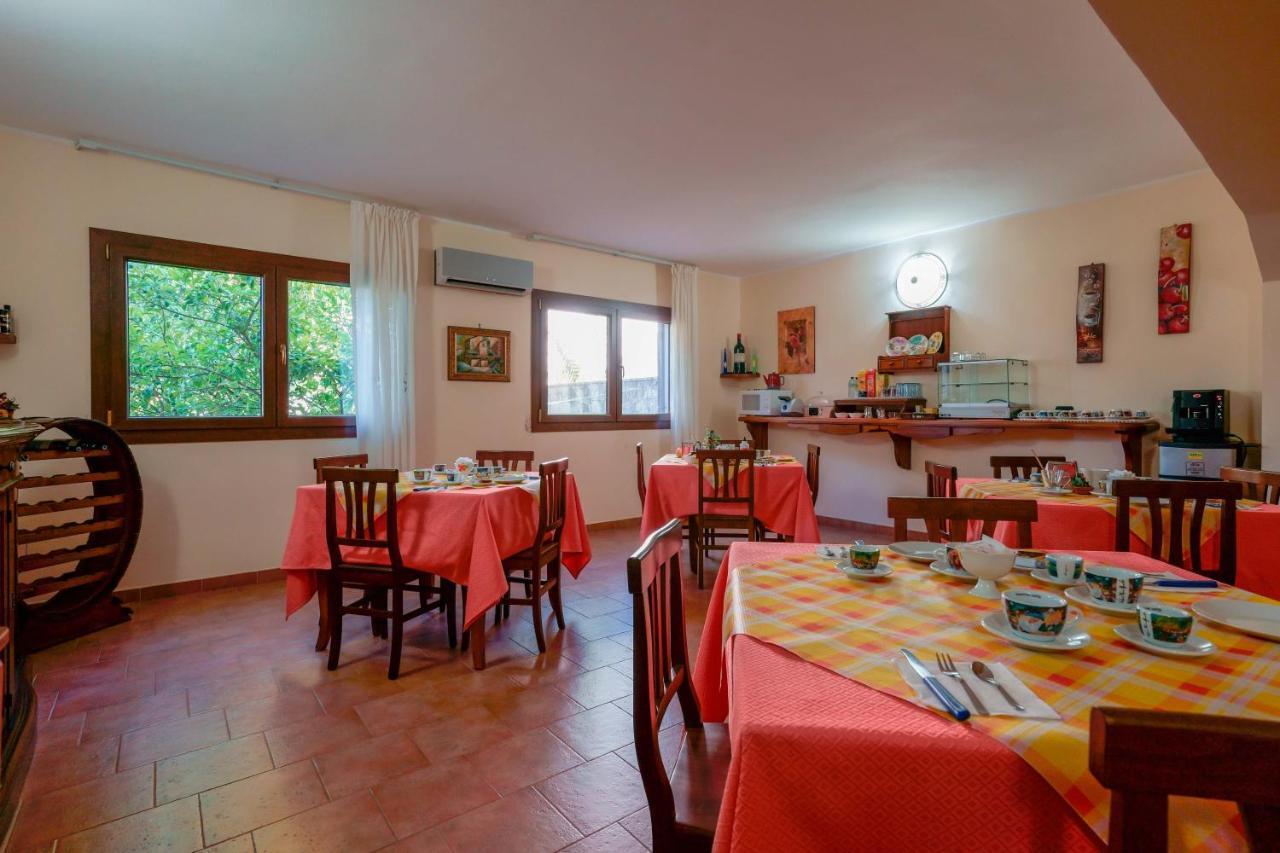 Bed And Breakfast Cairoli Exclusive Room Сан Пиетро Вернотико Екстериор снимка