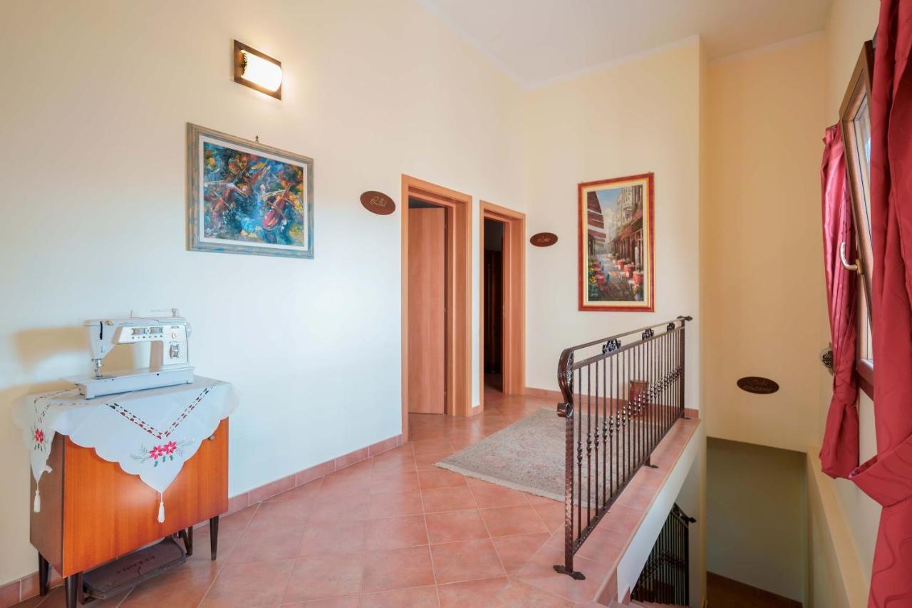 Bed And Breakfast Cairoli Exclusive Room Сан Пиетро Вернотико Екстериор снимка